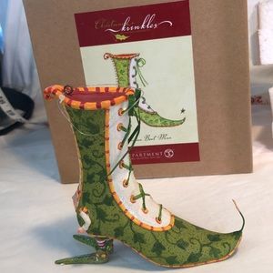 Dept 56. Victorian Boot Man. Christmas crinkles by Patience Brewster